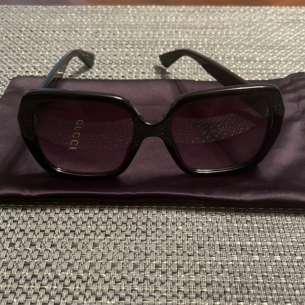 Women’s Gucci Sunglasses
